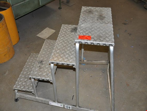 Used Stair landing for Sale (Auction Premium) | NetBid Industrial Auctions