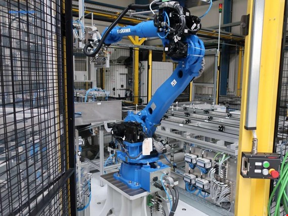Used Yaskawa MH50D-35 Articulated arm robot - award subject to reservation for Sale (Auction Premium) | NetBid Industrial Auctions