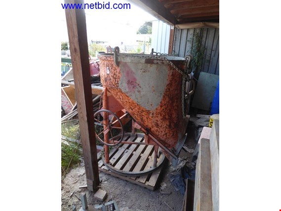Used Concrete bucket for Sale (Trading Premium) | NetBid Industrial Auctions