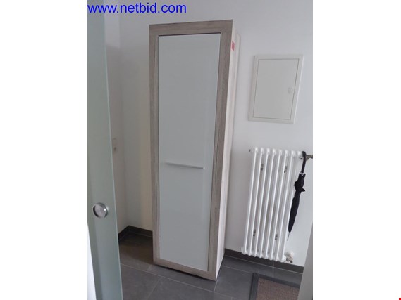 Used Wardrobe for Sale (Auction Premium) | NetBid Industrial Auctions