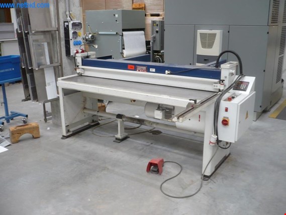 Used Schröder Motorized guillotine shears for Sale (Auction Premium) | NetBid Industrial Auctions