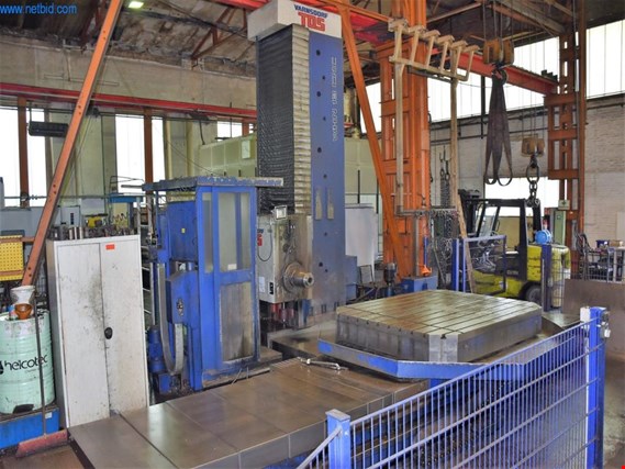 Used Varnsdorf/TOS WHN 13 CNC horizontal table boring mill for Sale (Auction Premium) | NetBid Industrial Auctions