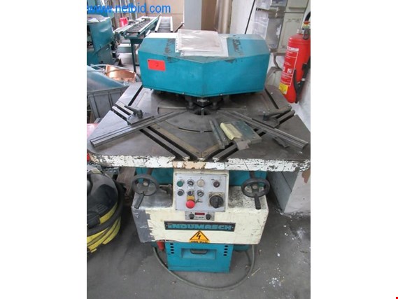 Used Indumasch VA200/6 Notching machine for Sale (Auction Premium) | NetBid Industrial Auctions