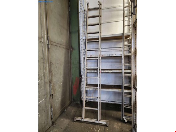 Used Aluminum extension ladder for Sale (Auction Premium) | NetBid Industrial Auctions