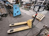 Pallet truck (later release)