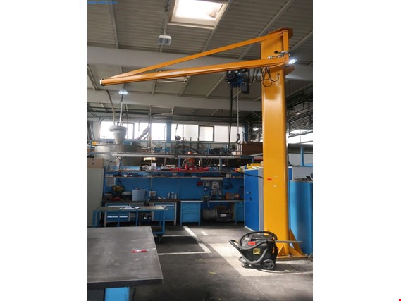 Demag Column-mounted slewing crane gebruikt kopen (Online Auction) | NetBid industriële Veilingen