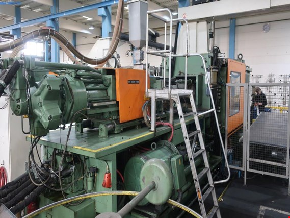 Used Stork ST 4000-800 Injection molding machine - Surcharge under reserve for Sale (Online Auction) | NetBid Slovenija