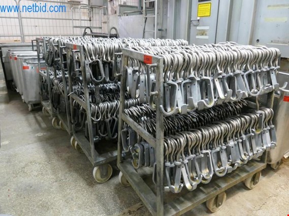Used 7 mobile hook storage/transport racks for Sale (Auction Premium) | NetBid Industrial Auctions
