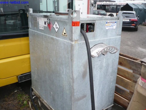 Used MLB Kubicus 350 - 1000 Tank system for Sale (Auction Premium) | NetBid Industrial Auctions