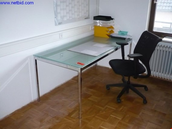 Used 2 Work tables for Sale (Trading Premium) | NetBid Slovenija
