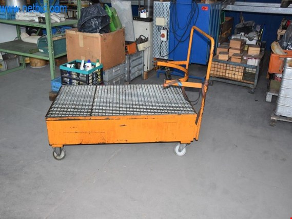 Oil collection trolley gebruikt kopen (Auction Premium) | NetBid industriële Veilingen