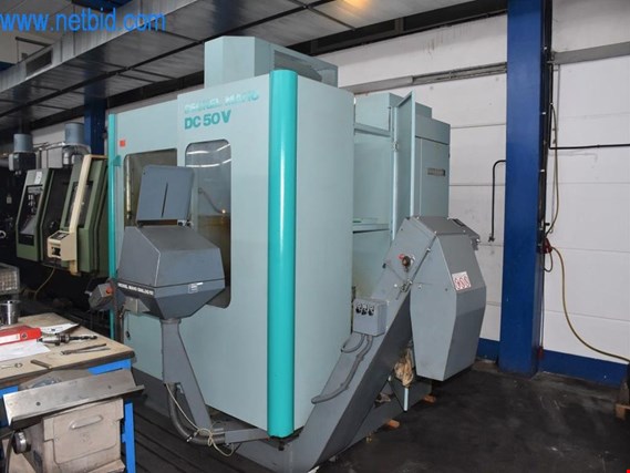 Used Deckel-MAHO DC50V 3-axis CNC machining center for Sale (Auction Premium) | NetBid Industrial Auctions