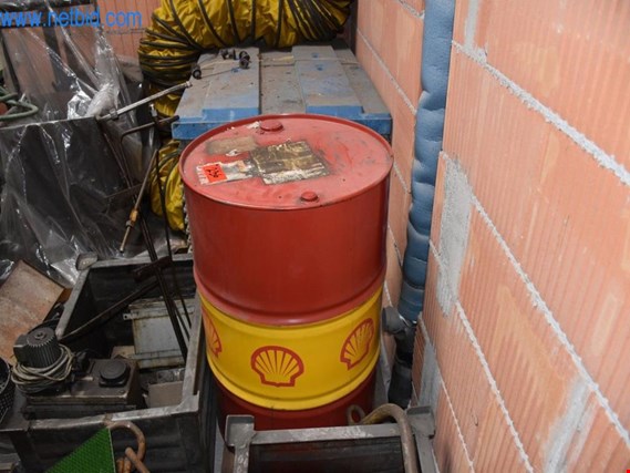 Used Shell Morlina Oil drum (ISO VG5) for Sale (Auction Premium) | NetBid Industrial Auctions