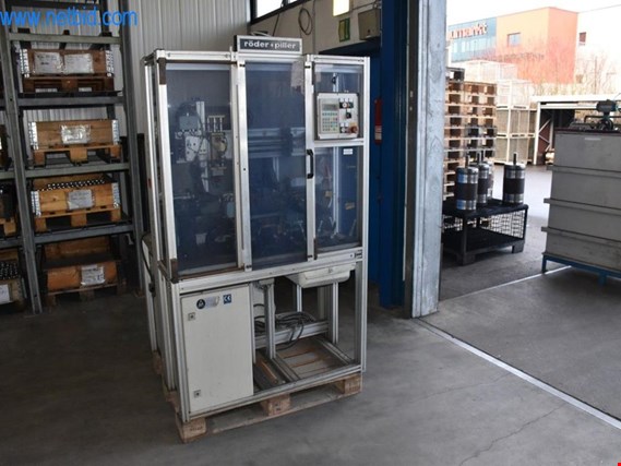 Used Röder + Piller semi-automatic assembly device for bushings for Sale (Auction Premium) | NetBid Industrial Auctions