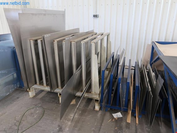 Used 2 Shelves for compartments for Sale (Auction Premium) | NetBid Industrial Auctions