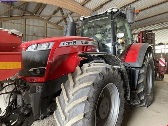 Used Massey Ferguson  8727 Dyna-VT Farm tractor (subject to reservation) for Sale (Auction Premium) | NetBid Industrial Auctions