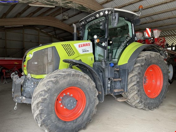 Used Claas 830 Axion Farm tractor (subject to reservation) for Sale (Auction Premium) | NetBid Industrial Auctions
