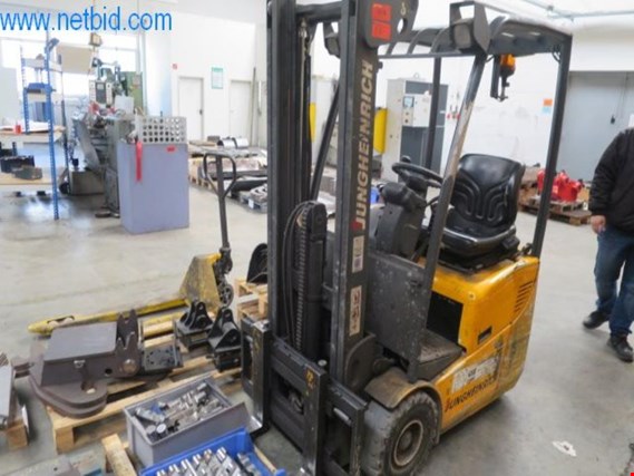 Used Jungheinrich EFG-DHAC10 Electric Forklift for Sale (Auction Premium) | NetBid Industrial Auctions