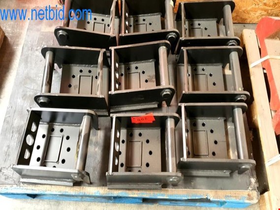Used 9 Hammer adapter for Sale (Auction Premium) | NetBid Industrial Auctions