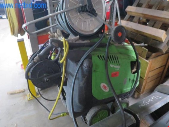 Used IPC PW-H100 D1721P High pressure cleaner for Sale (Auction Premium) | NetBid Industrial Auctions