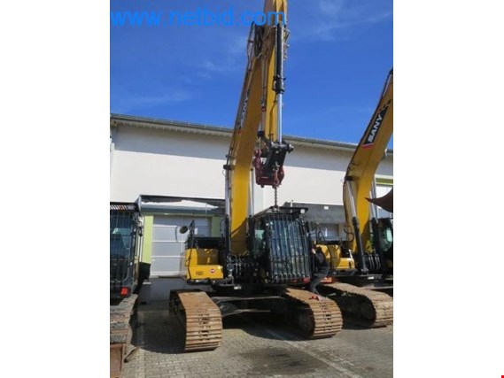 Used Sany SY215C mobile chain excavator for Sale (Auction Premium) | NetBid Industrial Auctions