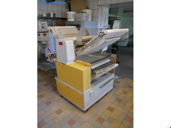 Used Seewer Rondo Roll-out machine for Sale (Auction Premium) | NetBid Industrial Auctions