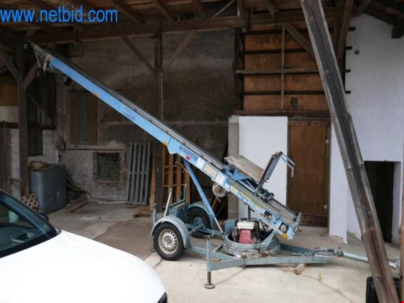 Used Böcker S-16 K/1-3 Construction elevator for Sale (Auction Premium) | NetBid Industrial Auctions