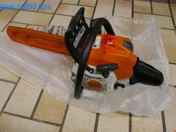 Used Stihl MS211/c Power chainsaw for Sale (Auction Premium) | NetBid Industrial Auctions