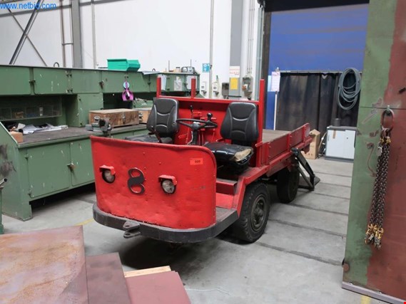 Used Diesel transport vehicle (0048) for Sale (Auction Premium) | NetBid Industrial Auctions