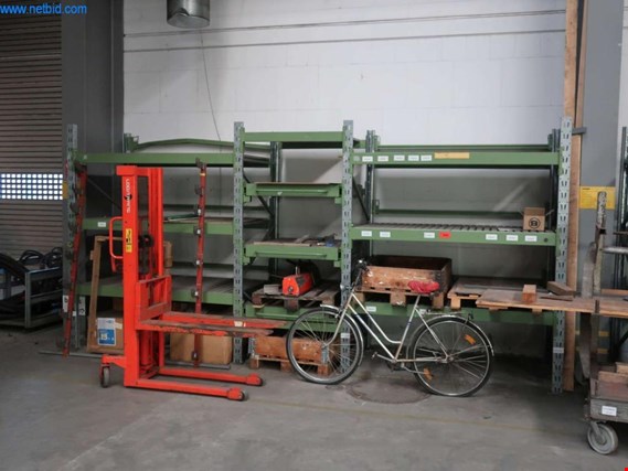 Used 2 Heavy duty storage racks for Sale (Auction Premium) | NetBid Industrial Auctions