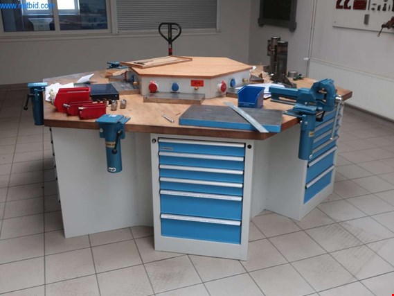 Used Workbench island for Sale (Auction Premium) | NetBid Industrial Auctions