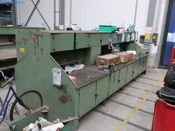 Used 2 double sided workbench rows for Sale (Auction Premium) | NetBid Industrial Auctions