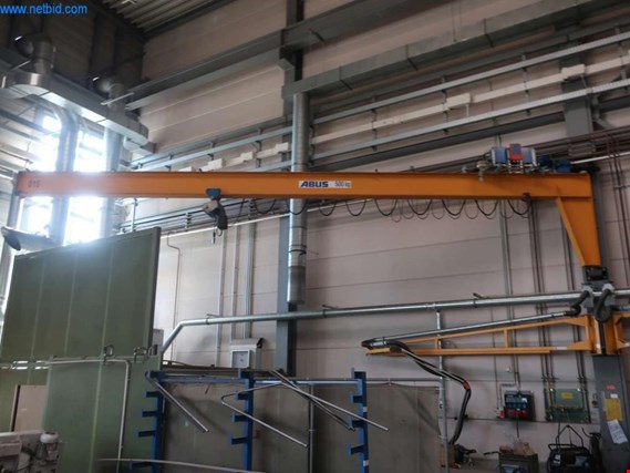 Used Abus Wall jib crane (015) for Sale (Auction Premium) | NetBid Industrial Auctions