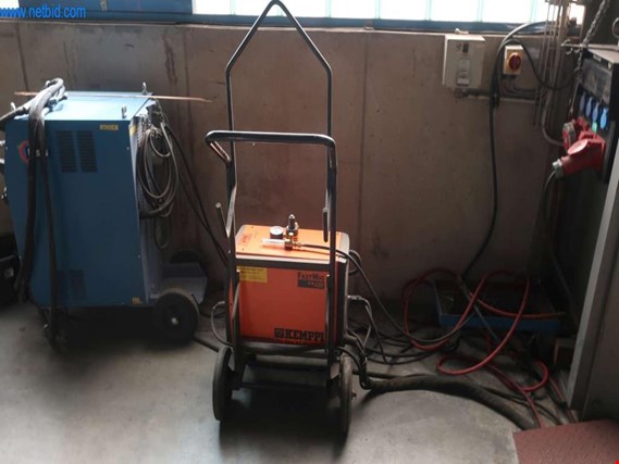 Used Kemppi Fastimig KM400/MF33 Welder (SSG132) for Sale (Auction Premium) | NetBid Industrial Auctions