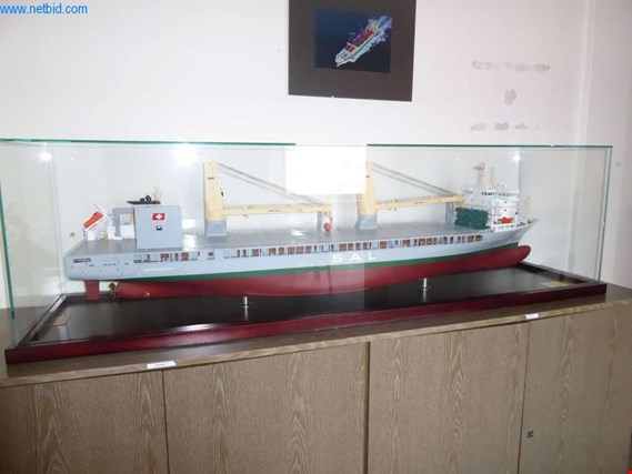 Altenländer Modellbau Heavy Lift Caro Vessel Ship model "Svenja (Auction Premium) | NetBid ?eská republika