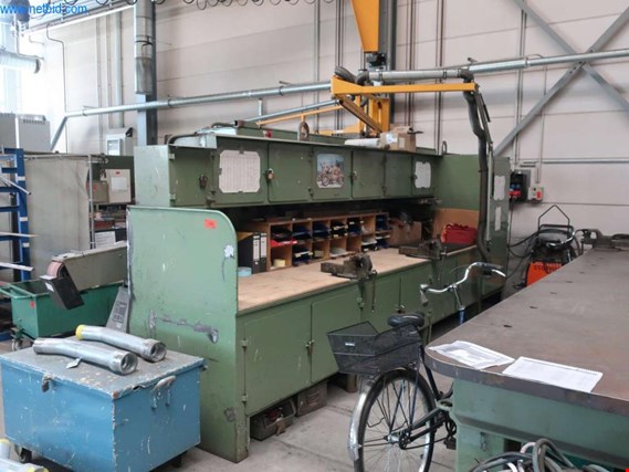 Used Metal workbench line for Sale (Auction Premium) | NetBid Industrial Auctions