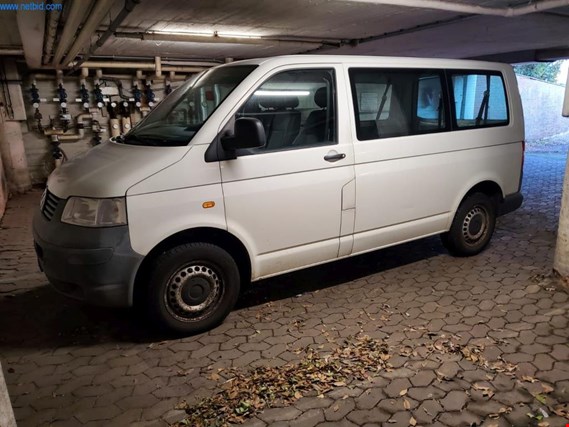 Used Volkswagen T5 Transporter for Sale (Auction Premium) | NetBid Industrial Auctions