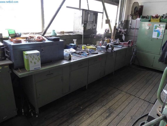 Used 2 Workbenches - later release for Sale (Auction Premium) | NetBid Slovenija