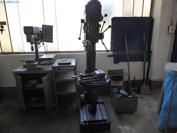 Used Alzmetall AB4 Column drilling machine for Sale (Auction Premium) | NetBid Industrial Auctions