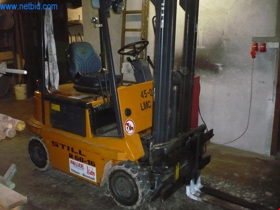 Used Still R60-16 Electric forklift truck (later release) for Sale (Auction Premium) | NetBid Industrial Auctions