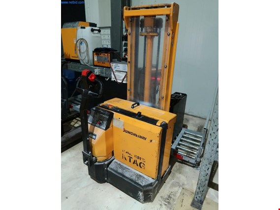 Used Jungheinrich Electric pedestrian pallet truck (knockdown subjects to reservation) for Sale (Auction Premium) | NetBid Industrial Auctions