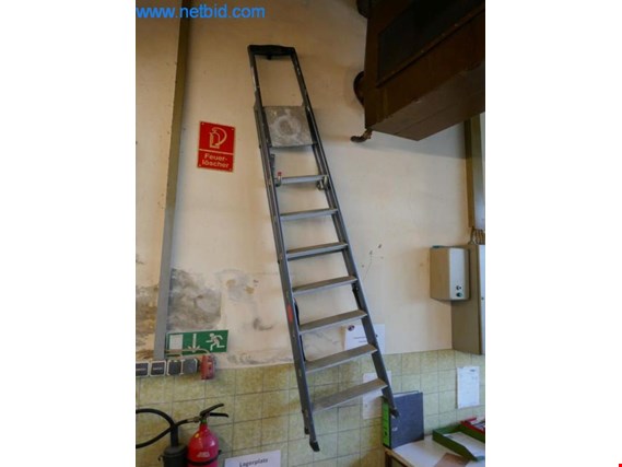 Used Folding ladder for Sale (Auction Premium) | NetBid Industrial Auctions