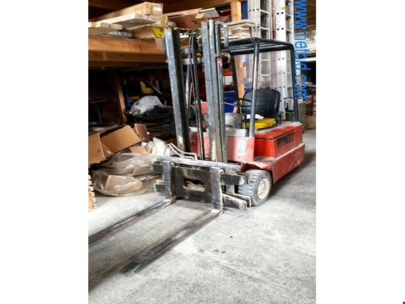 Used Linde E 15 Electric forklift for Sale (Auction Premium) | NetBid Industrial Auctions