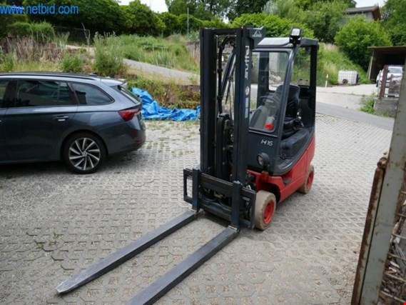 Used Linde H16T-03 4-wheel gas forklift (collection after release) for Sale (Auction Premium) | NetBid Industrial Auctions