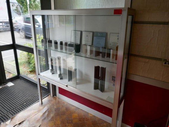 Used Glass showcase for Sale (Online Auction) | NetBid Slovenija