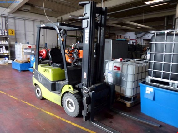 Used Clark C20SL Propellant gas forklift truck (later collection after approval) for Sale (Auction Premium) | NetBid Industrial Auctions