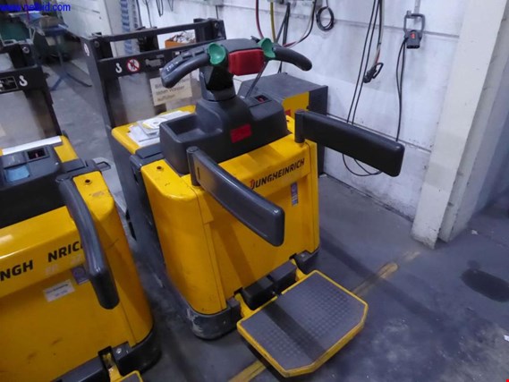 Used Jungheinrich Electric low-lift pallet truck for Sale (Auction Premium) | NetBid Industrial Auctions