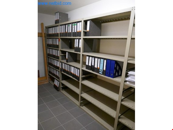 Bolted/plug-in shelving system (Auction Premium) | NetBid España