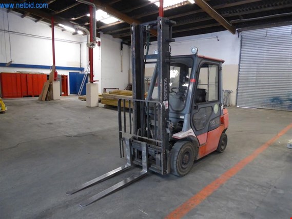 Toyota 62-7FDF25 Four-wheel diesel forklift truck (surcharge subject to reservation) (Auction Premium) | NetBid España