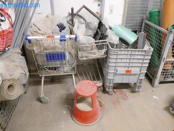 Used 2 Shopping cart for Sale (Auction Premium) | NetBid Industrial Auctions